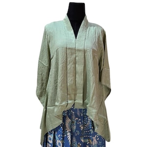 Kebaya modern; Loose blouse