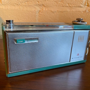 Mitsubishi 8 Transistor Radio Model 8X-808