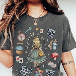 Vintage Alice Alice in Wonderland Shirt Book Shirt Bookish Things Alice in Wonderland Literary Shirt Reading Shirt Light Academia