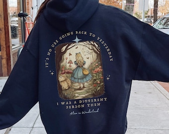 Felpa con cappuccio vintage Alice nel paese delle meraviglie Felpa con cappuccio Bookish Things Alice nel paese delle meraviglie Maglietta letteraria Maglietta da lettura Light Academia