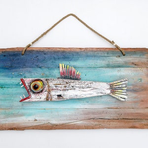 Fish sculpture made of reclaimed wood, Carved wood fish, driftwood decor for beach house, Coastal Luxury Decor, fishing gift for fisherman