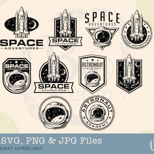 Puede incluir: Diez diseños de logotipos en blanco y negro con temática espacial que presentan cohetes, astronautas y estrellas. Los logotipos son de estilo vintage e incluyen el texto "Space Adventures" y "Astronaut Academy".