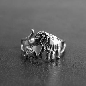 Sterling Silver Elephant Family Ring: Mother & Baby Animal Jewelry