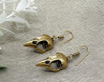Hangoorbellen met raafschedel | Gotische kraaienbottensieraden, messing oorbellen raafschedel | Hangoorbellen met vogelschedel | Gothic Witchy-sieraden