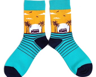 Mens surfers paradise campervan sunshine socks & handmade soy wax melts fragrance of choice free p+p uk eco packaging