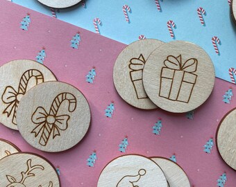Jeu de mémoire - Memory en bois - Thème Noël - 16 Paires de Motifs Gravés au Laser - Jouet Éducatif en Bois de Bouleau