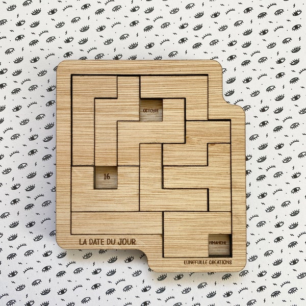 Infinite wooden puzzle - Every day a new puzzle