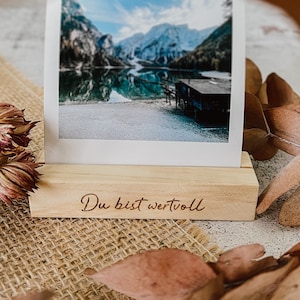 Fotohalter mit personalisierter Gravur | Kartenhalter für Postkarten oder Fotos 10cm