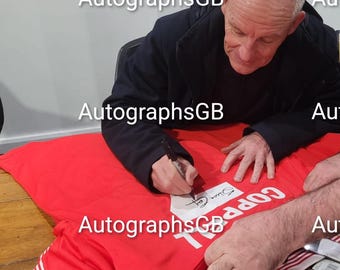 Steve Coppell signed 1977 fa cup final shirt