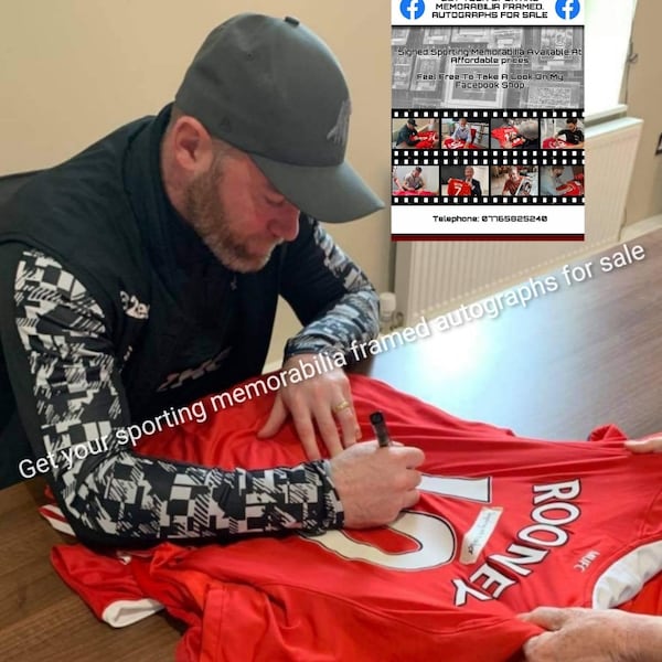 Wayne Rooney signed 2010/11 shirt