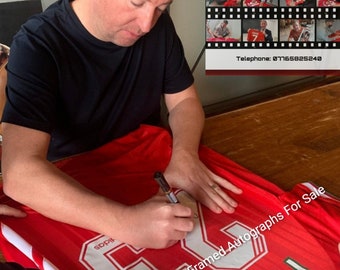 Robbie Fowler gesigneerde Liverpool-shirts