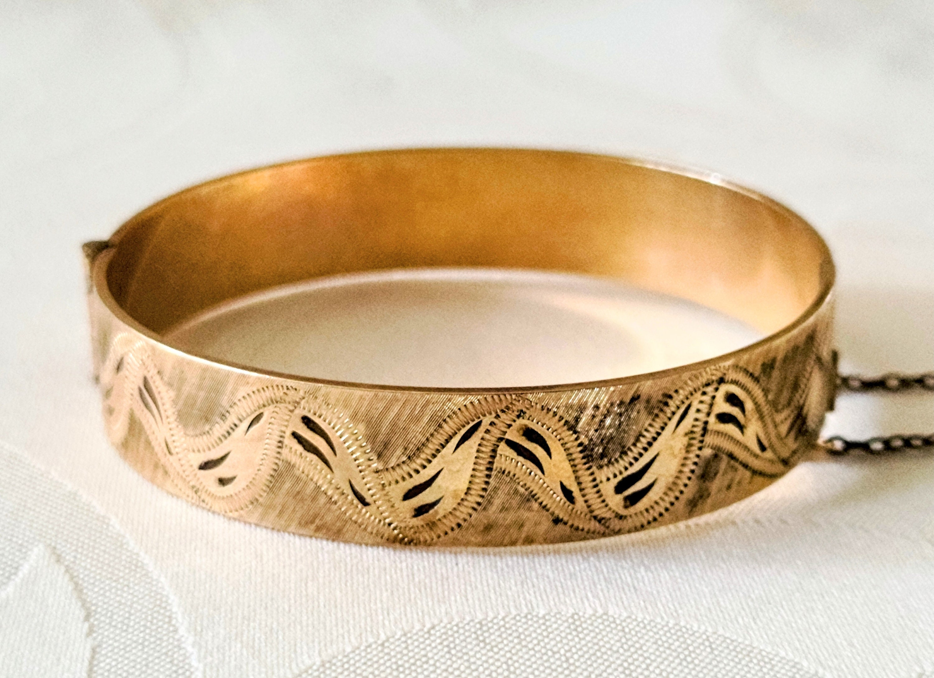 Metal core bangle - Etsy 日本