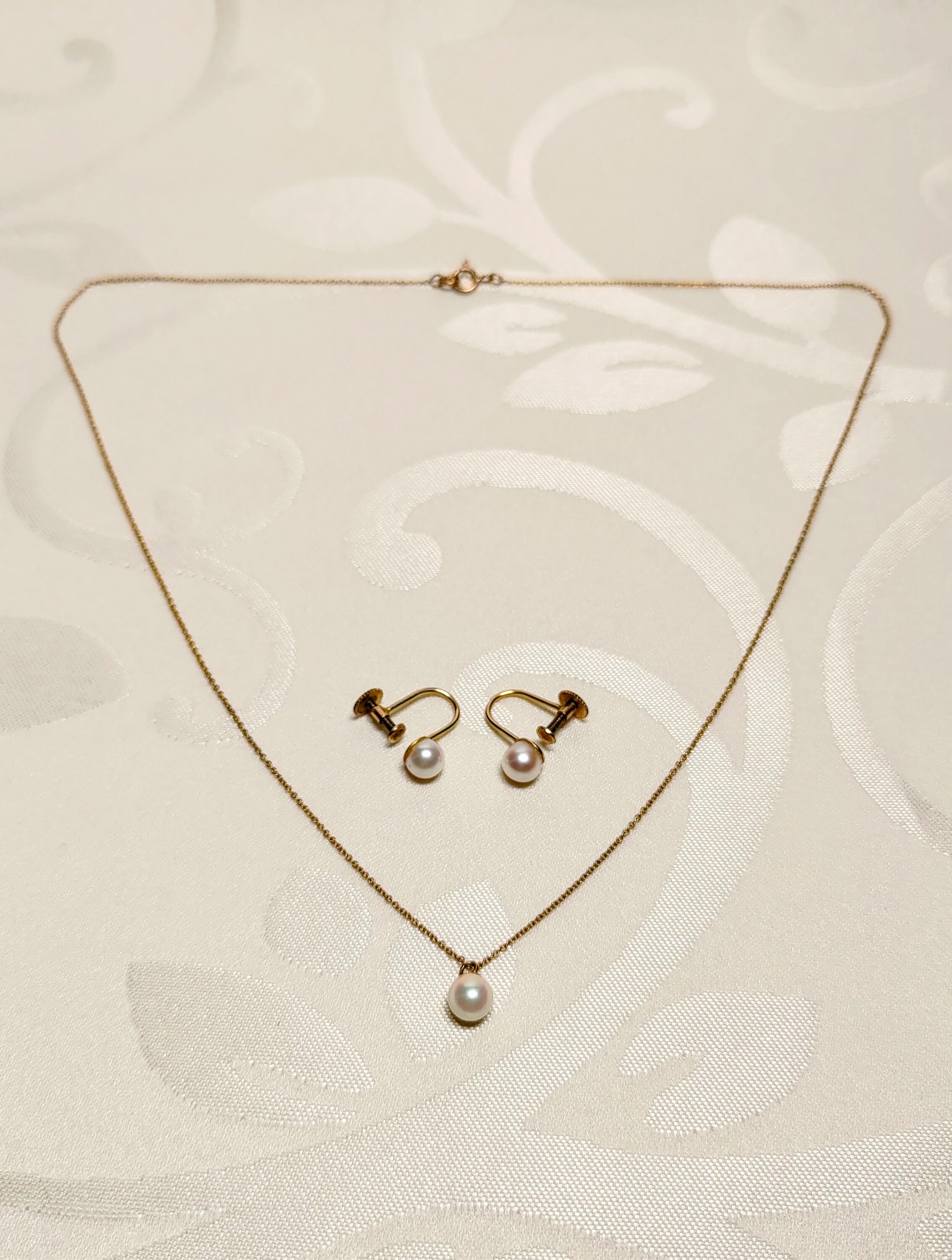 ヴィンテージ 9ct ゴールド & パール スクリュー イヤリングと