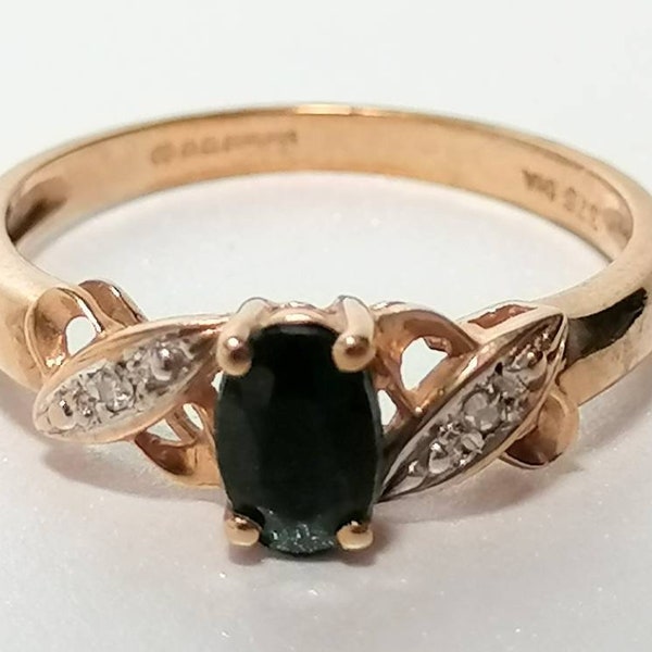 Vintage 9 carat gold sapphire & diamond ring - size M