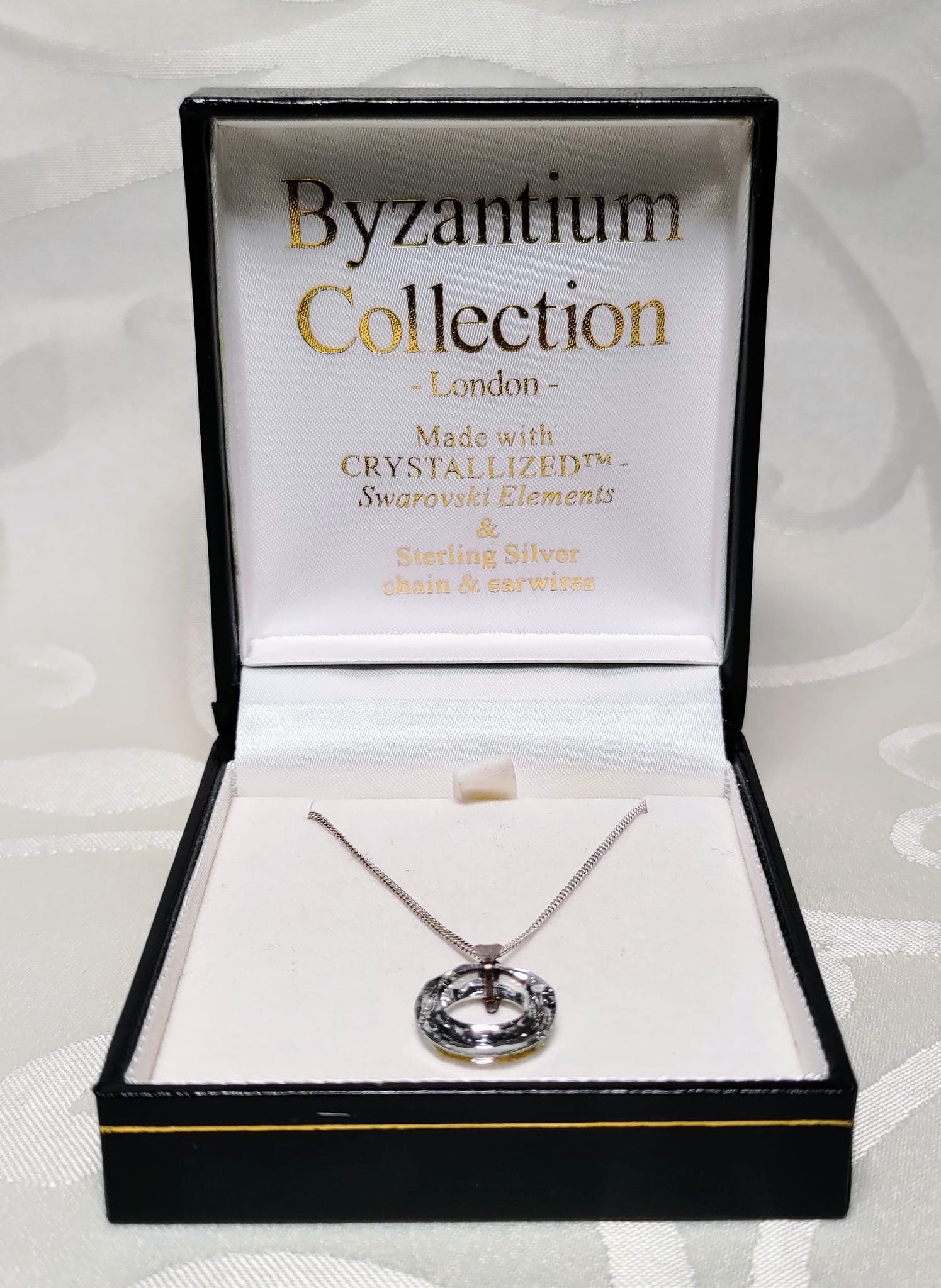 Byzantium collection shop necklace
