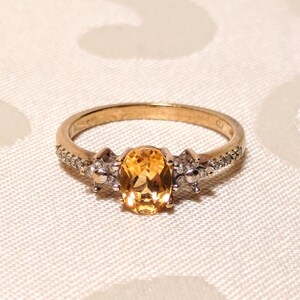 9ct Gold citrine & diamond ring