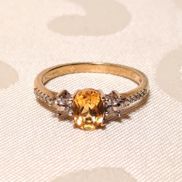 9ct Gold citrine & diamond ring