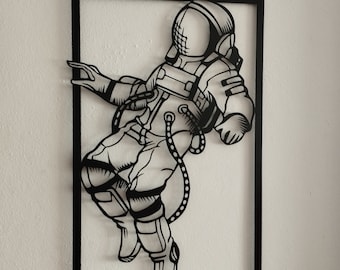 Astronaut Metal Wall Art,Space Wall Decor,Gifts for Space Lover,Galaxy Wall Art,Milky Way Sculpture,Astronaut Sculpture Metal Sign,Bedroom