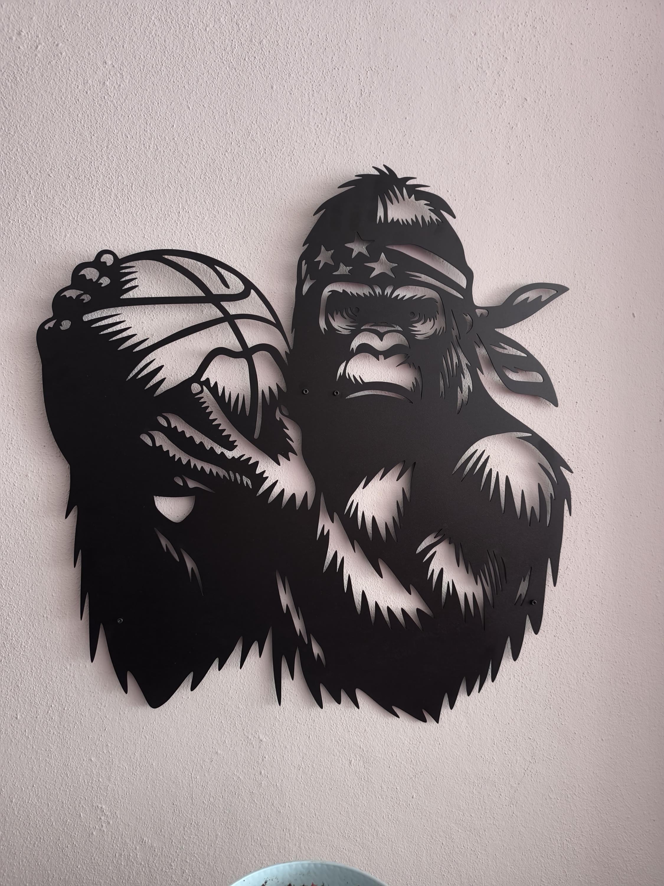 Basketball Gorilla Metal Wall Art, Bold Gorilla Wall Decor, Basketball Artwork for Bedroom, Man Cave, Home Gym Office Decor, Christmas Gift