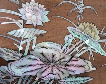Decorative wooden tray, 19th century China, with carved mother-of-pearl inset, Napoleon III period, authentic and rare