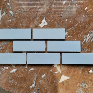 Cracked cracked earthenware Set of 7 Antique tiles Frieze composed of tiles, Napoleon III, Victorian, cracked earthenware tiles