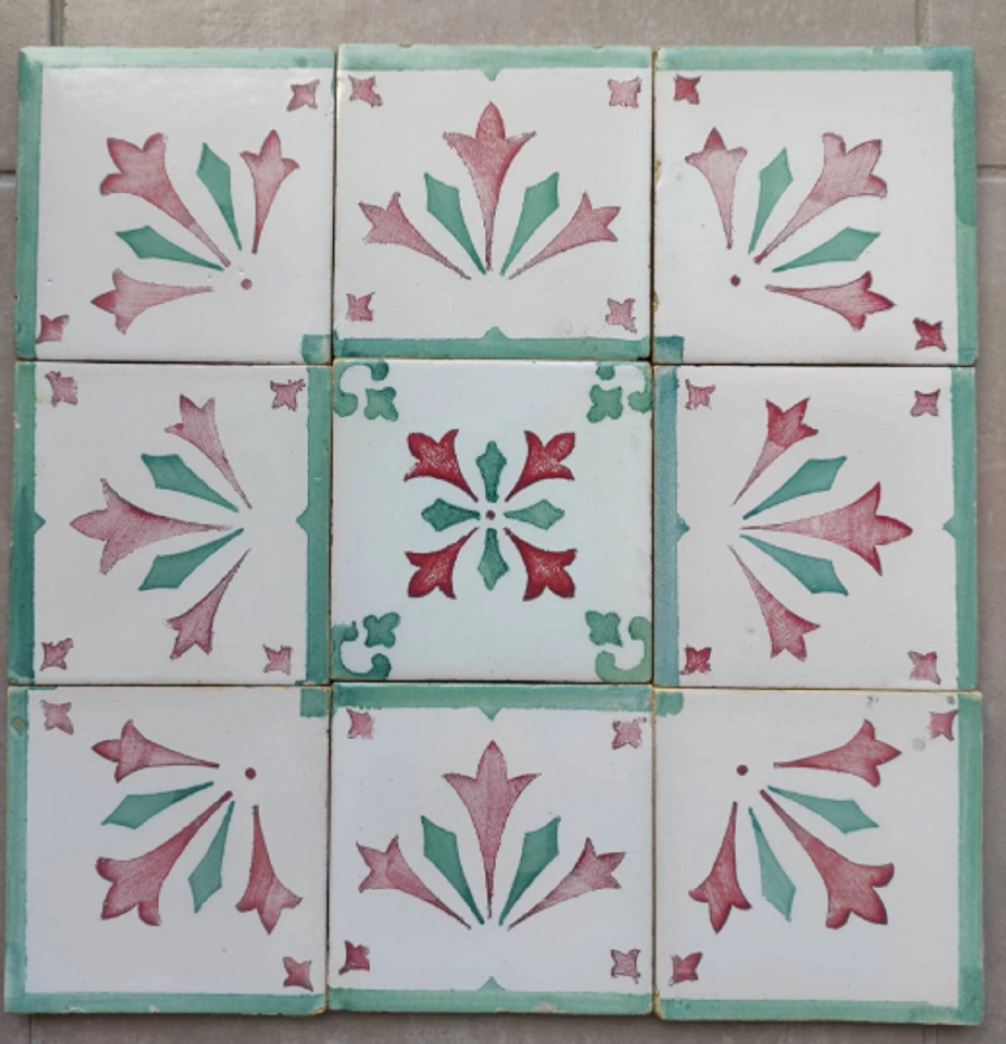 Ensemble De 9 Carrelages,