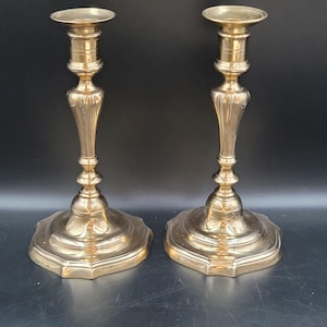 Paar große Kerzenleuchter, Kandelaber, Flambeaux, Napoleon, vergoldete Bronze, XIX