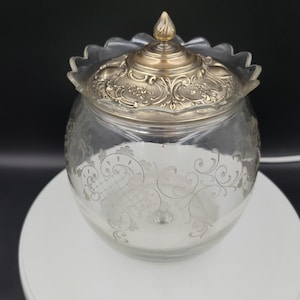 Bonbonnière ,  Napoleon 3 Victorian  Début XXème , cristal