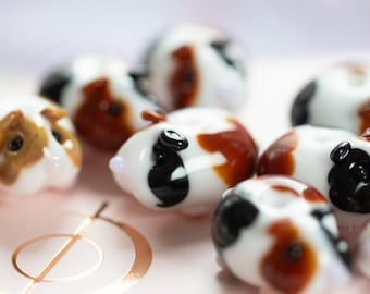 Lampwork Guinea Pig Glass Bead, Cute Animal Jewelry Making, Cavy (20mm)