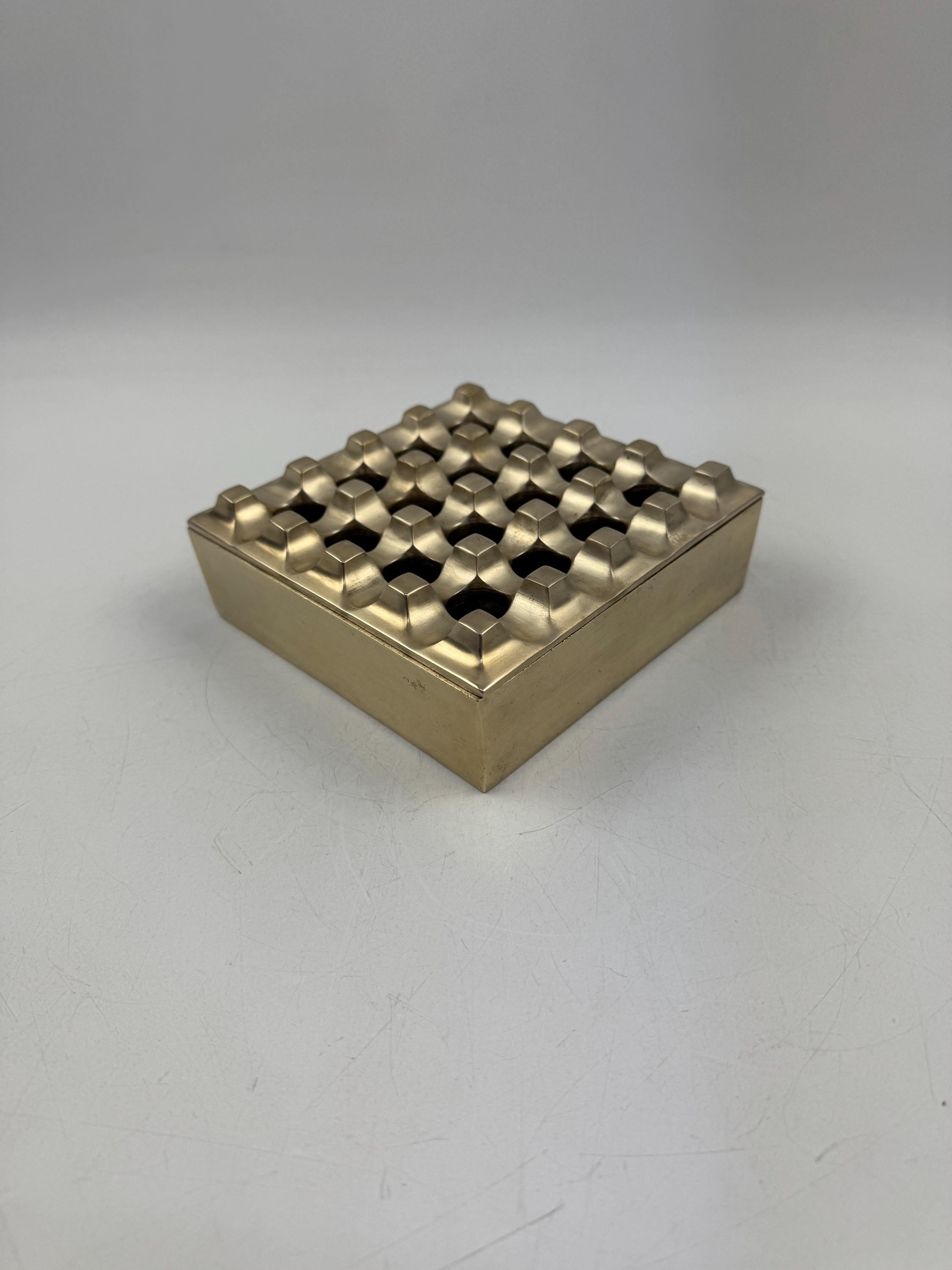 Ultima15 Ashtray デンマーク 名作 ミッドセンチュリー 灰皿 Ultima15 Ashtray デンマーク 名作 ミッドセンチュリー 灰皿 【公式通販】