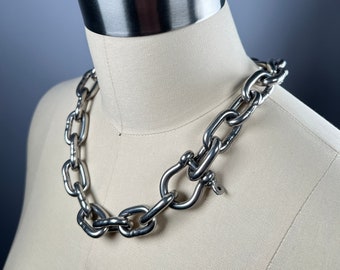 Stainless steel oversized heavy duty chain with D shackle fastener (pictured is a standard 20" length but cut to size on request (14"- 36")