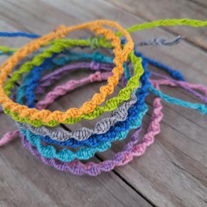 Simple twist woven hemp bracelets | Knotted macrame bracelets | Adjustable