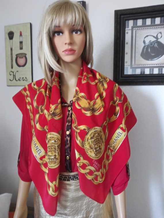 Chanel vintage scarf with - Gem