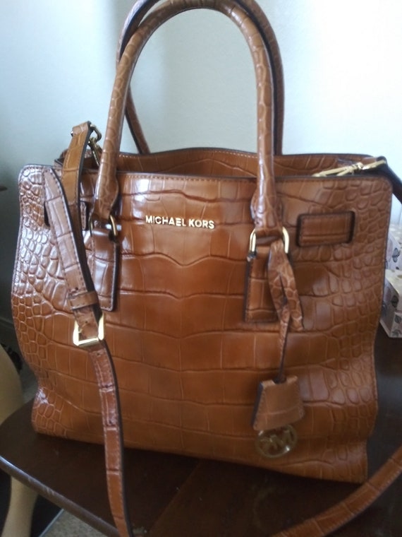 NEW!! AUTHENTIC! MK Embossed Croc Dillion Tan Leat