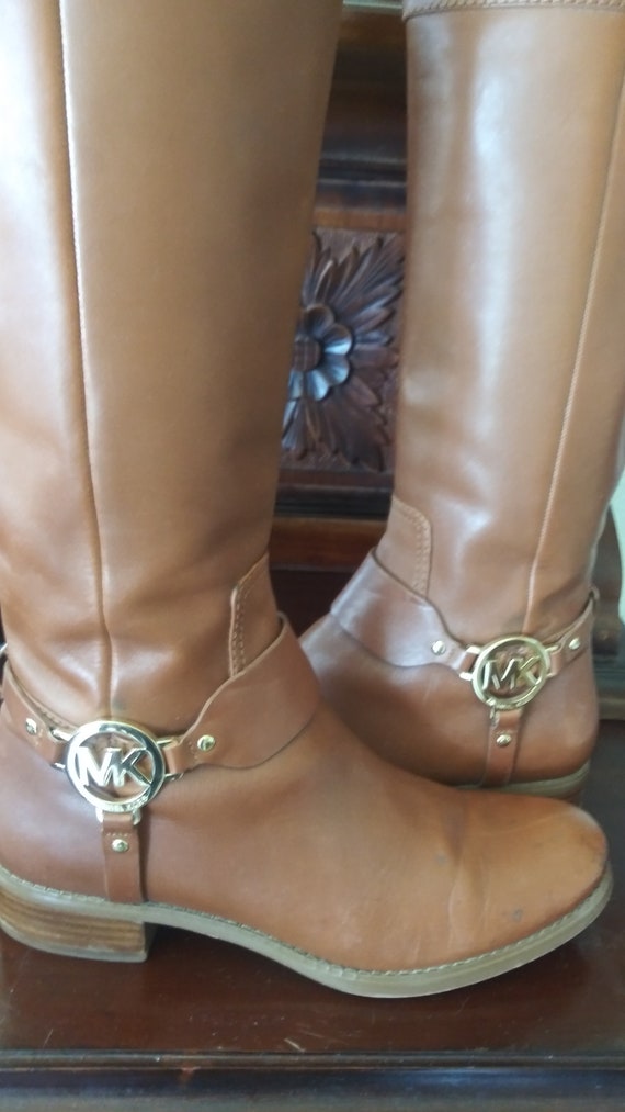Pre-Owned Gently used!  Michael Kors Leather Knee… - image 10