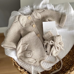 Home knitted baby clothes outlet