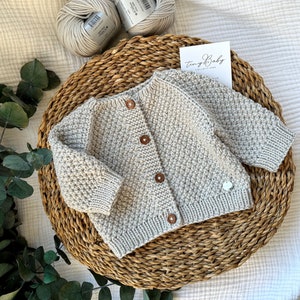 Hand-Knitted Merino Wool Baby Cardigan: Soft Knit Outfit