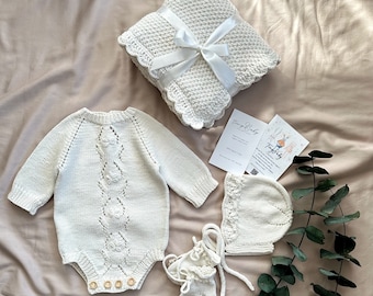 Handgestrickter Baby Strampler Set mit Decke: Neugeborenes Coming Home Outfit