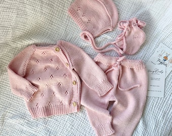 Knit Newborn Outfit: Organic Cotton Baby Clothes, Coming Home Set