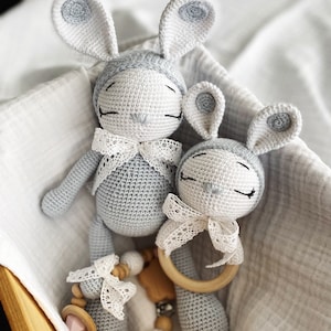 New Baby Shower Gift Set, Baby Shower Gift, Expecting Mom Gift, Baby Box, Personalized Baby Pacifier Holder, Baby Rattle