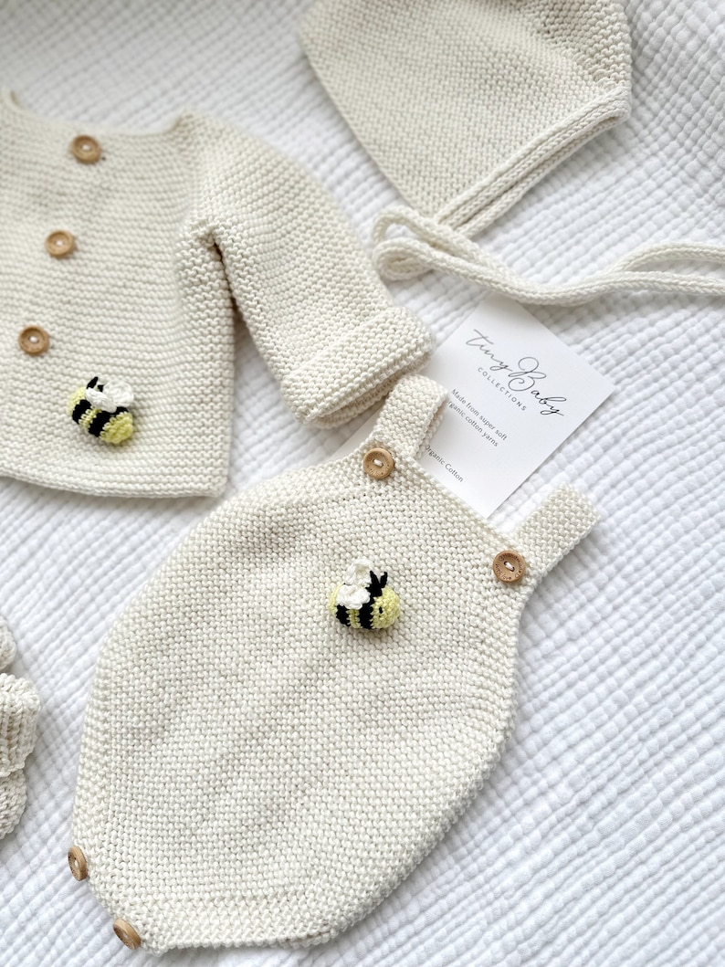 Strick Neugeborenen Outfit, Honey Bee Strick Baby Outfit, Neugeborenen Baby Coming Home Outfit, gestrickte Babykleidung, Bio-Baumwolle Baby Outfit Bild 4