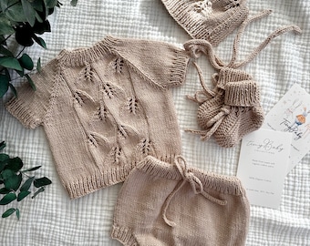 Organic Cotton Knit Newborn Outfit: Baby Coming Home Set
