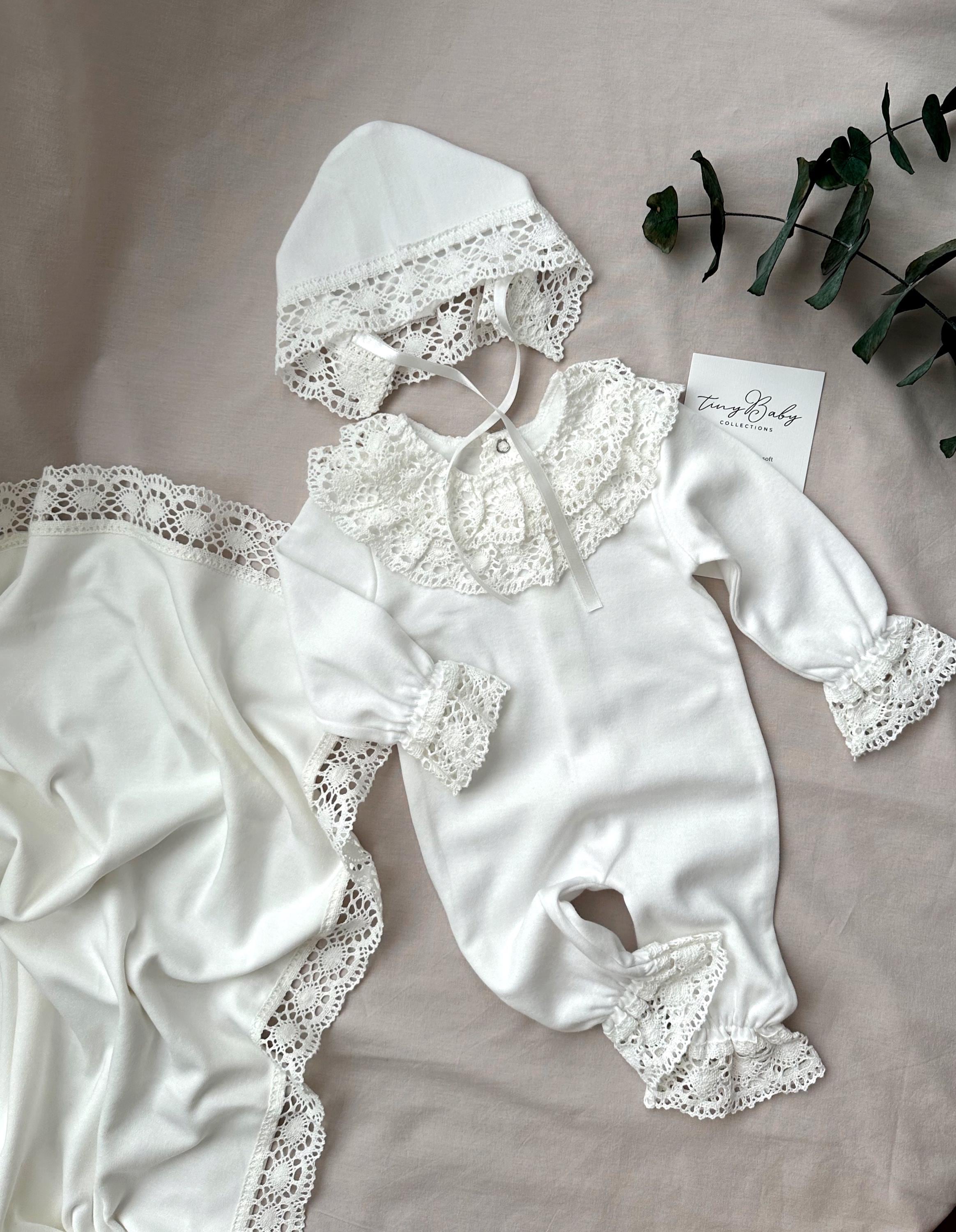 Organic Cotton Lace Baby Gown: Newborn Coming Home Outfit & Blanket