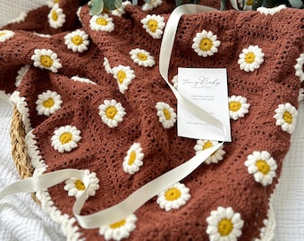 Handmade Crochet Daisy Baby Blanket, Cotton Knit, New Baby Gift