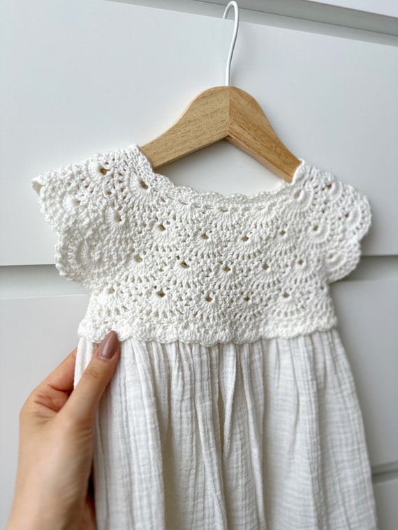 white crochet trim dress Vintage White Crochet Cotton Summer Dress