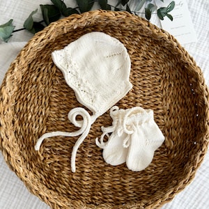 Organic Cotton Knit Baby Bonnet and Socks: Newborn Outfit