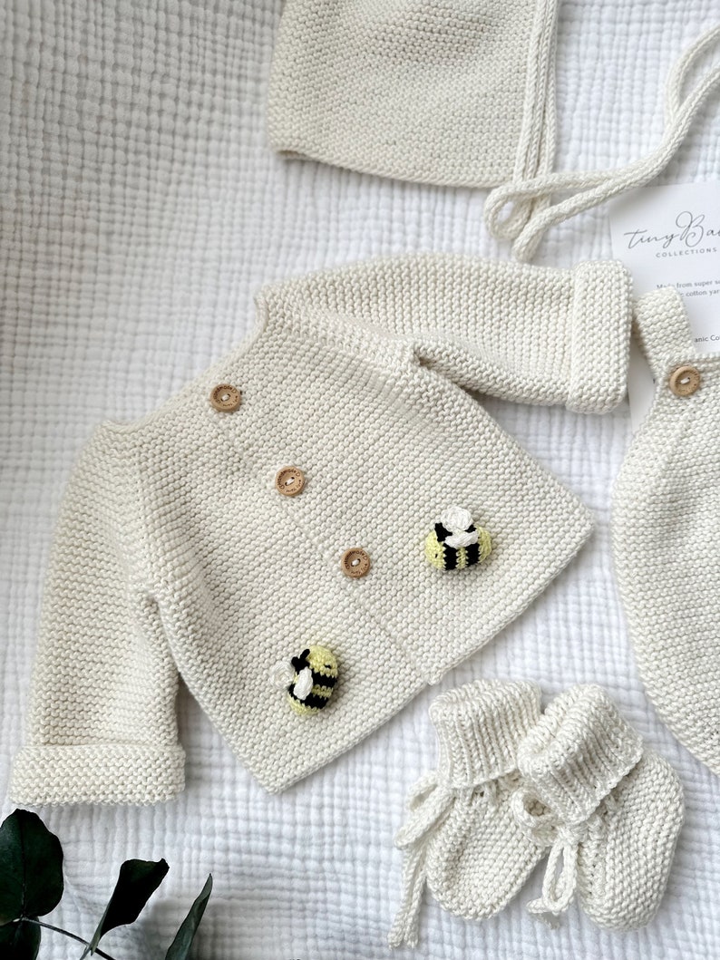 Strick Neugeborenen Outfit, Honey Bee Strick Baby Outfit, Neugeborenen Baby Coming Home Outfit, gestrickte Babykleidung, Bio-Baumwolle Baby Outfit Bild 7