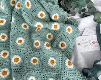 Handmade Crochet Daisy Baby Blanket: Heirloom Cotton Blanket