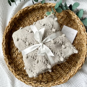 Pom Pom organic cotton knitted super soft blanket