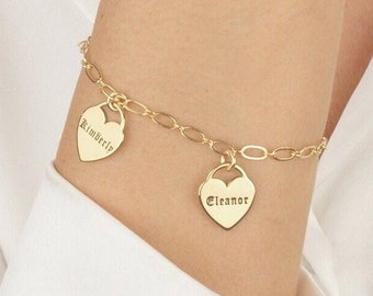 Bracelet prénom coeur, breloques coeur gravées, bracelet prénom personnalisé, bracelet prénom pour femme, cadeau pour femme, cadeau pour elle, cadeau de fête des mères